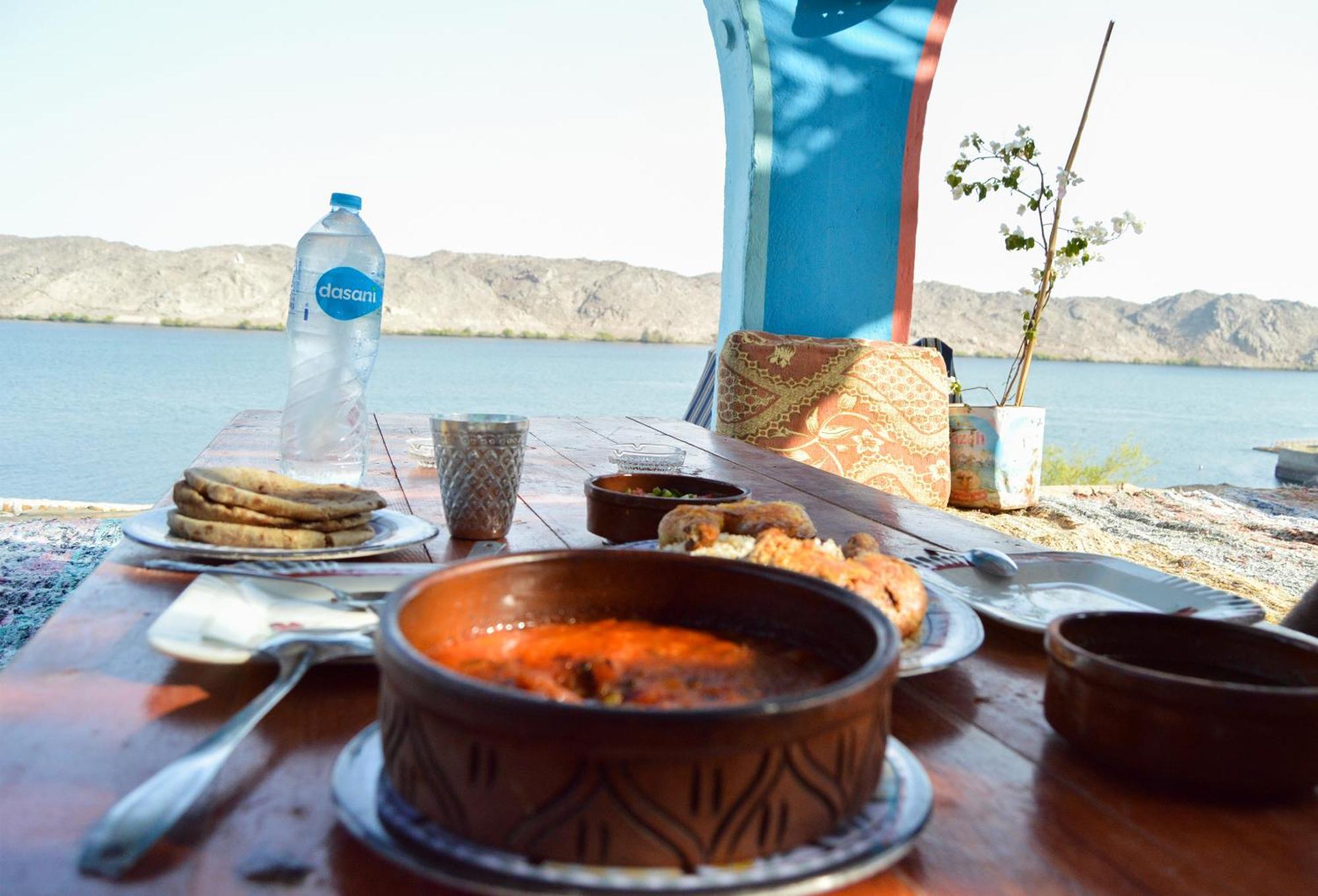 Heissa Hostel Aswan Ngoại thất bức ảnh